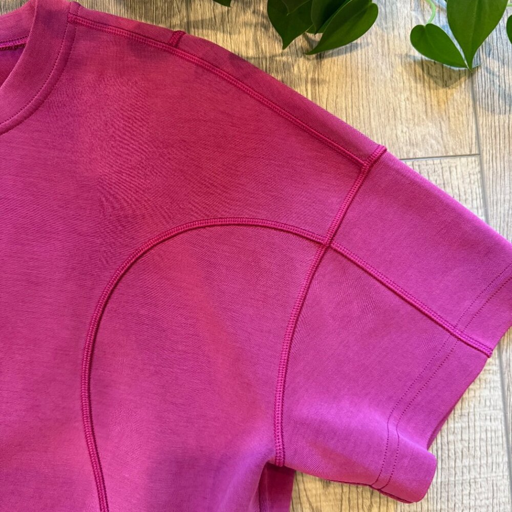 Lululemon Magenta Cropped Top Softstreme Short Sleeve - Picture 10 of 16